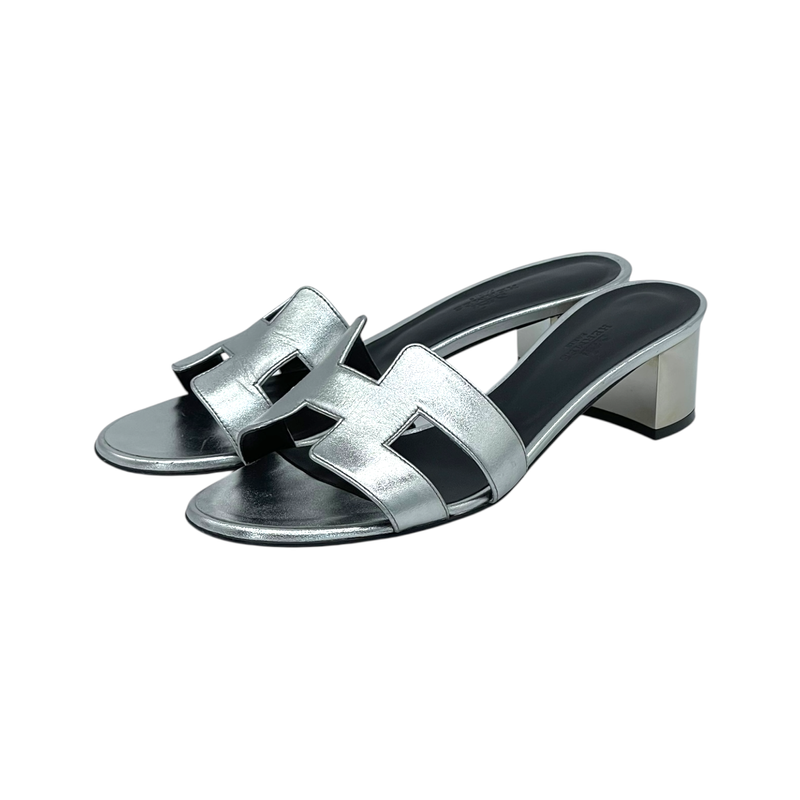 Hermes Gris Argente Calfskin Oasis Sandals 38.5 - 1