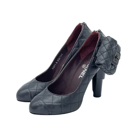 Chanel Black Quıited Leather Pocket Detail Cap Toe Pumps 37.5