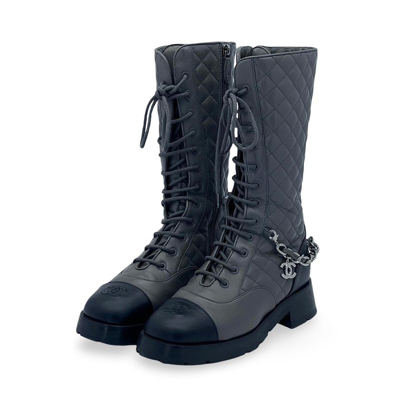 Chanel Gray Shiny Calfskin Patent Quılted Chain Lace Up Combat Boots 38 - 1