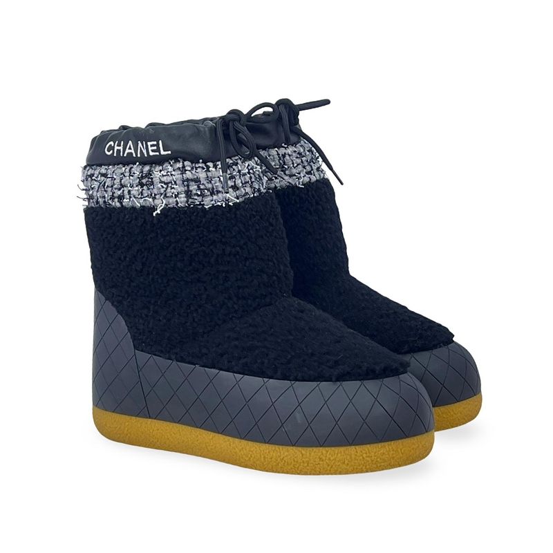 Chanel Black White Tweed Shearling Snow Boots 39 - 3