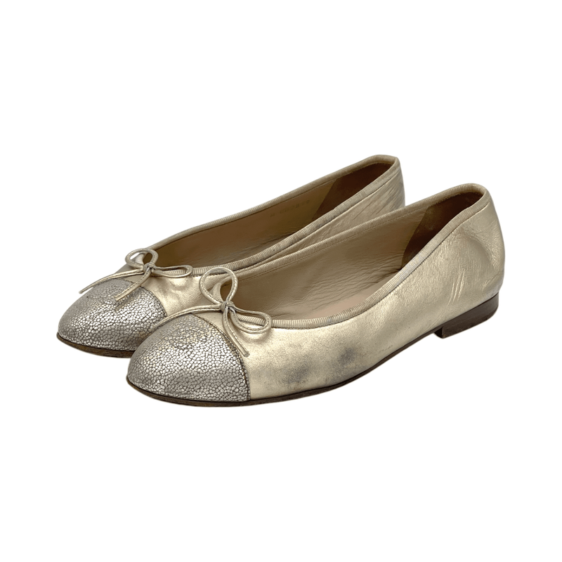 Chanel Gold Cambon Leather Cap Toe CC Logo Ballerina Flats 38 - 1