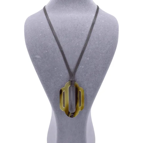 Hermes Beige Horn Attelage Necklace - 1